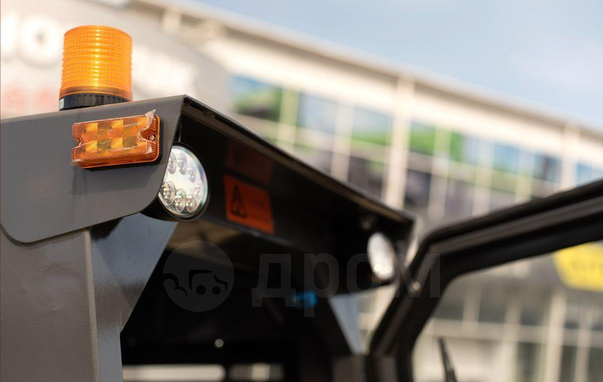 Новый Мини-погрузчик с бортовым поворотом XFANG XF850: фото 9