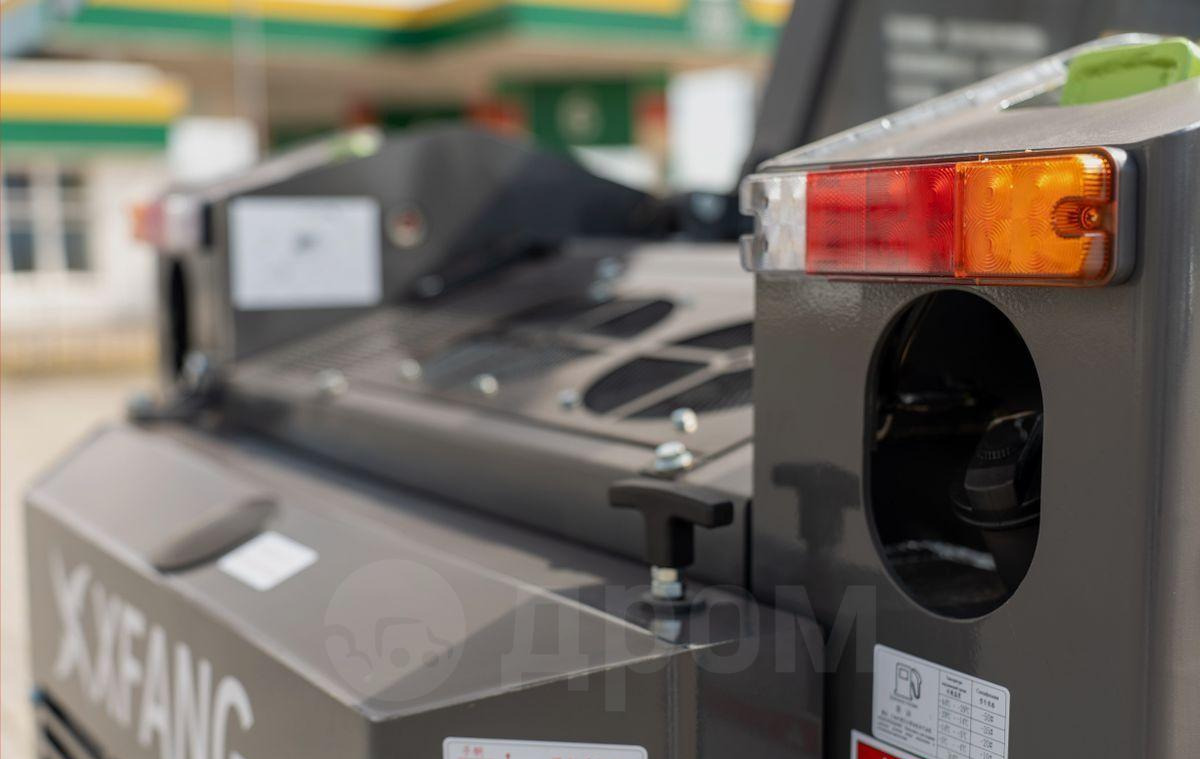 Новый Мини-погрузчик с бортовым поворотом XFANG XF850: фото 12