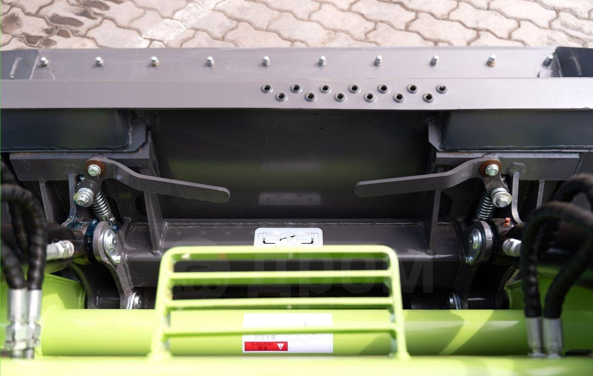 Новый Мини-погрузчик с бортовым поворотом XFANG XF850: фото 17