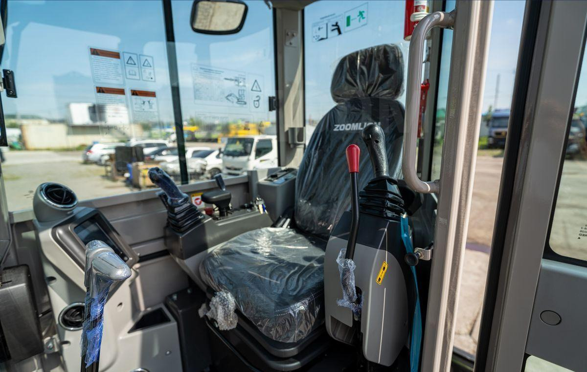 ZOOMLION ZE27GU - Мини-экскаватор: фото 4 ZOOMLION ZE27GU - Мини-экскаватор: фото 4