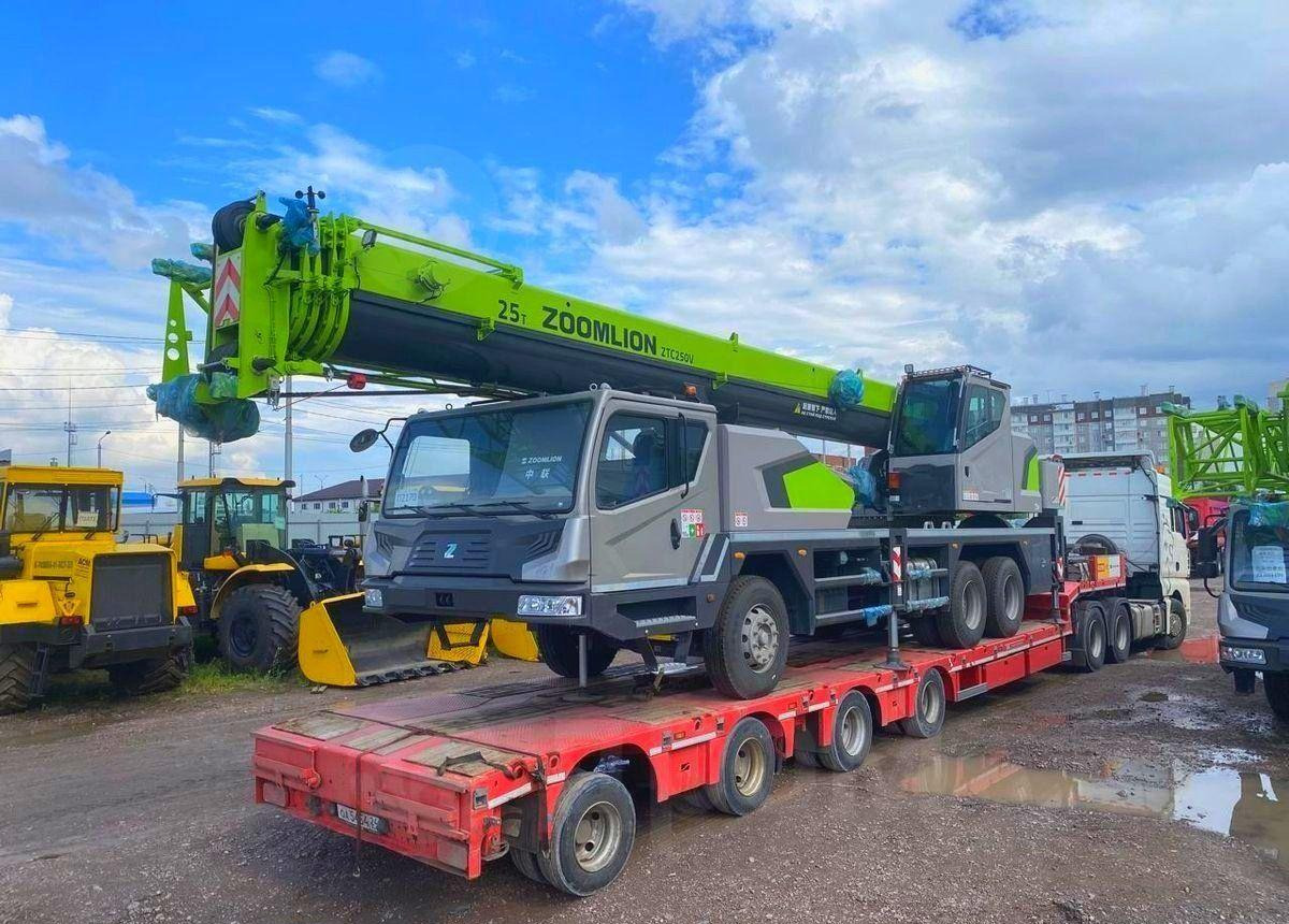 ZOOMLION ZTC250V - Мобильный кран: фото 4 ZOOMLION ZTC250V - Мобильный кран: фото 4