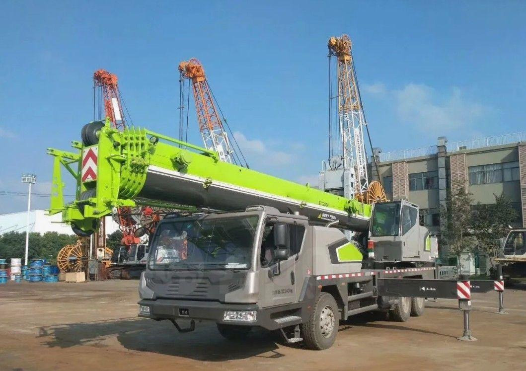 ZOOMLION ZTC250V - Мобильный кран: фото 5 ZOOMLION ZTC250V - Мобильный кран: фото 5