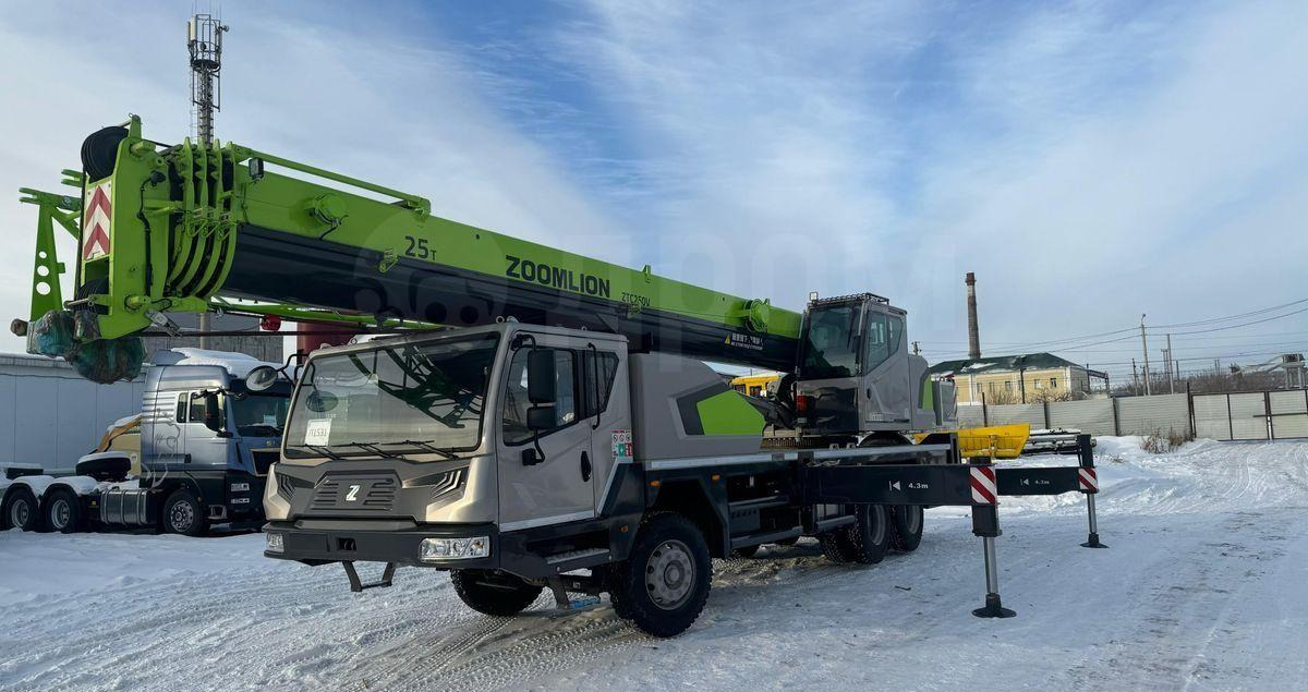 ZOOMLION ZTC250V - Мобильный кран: фото 3 ZOOMLION ZTC250V - Мобильный кран: фото 3