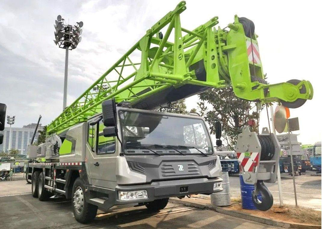 ZOOMLION ZTC250V - Мобильный кран: фото 4 ZOOMLION ZTC250V - Мобильный кран: фото 4