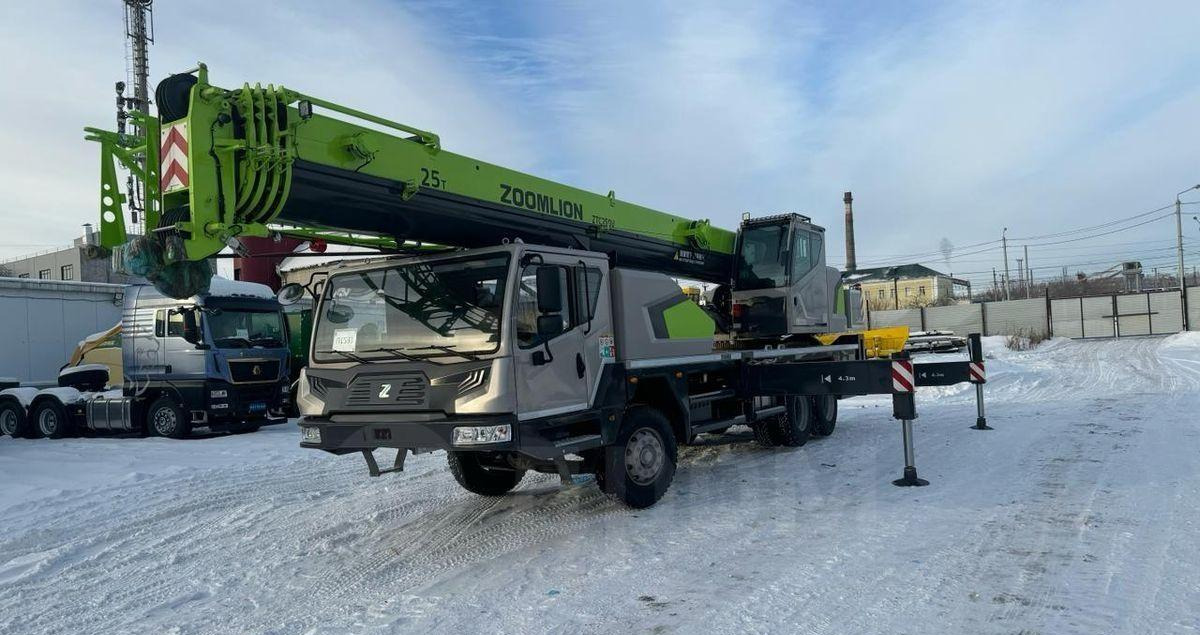ZOOMLION ZTC250V - Мобильный кран: фото 2 ZOOMLION ZTC250V - Мобильный кран: фото 2