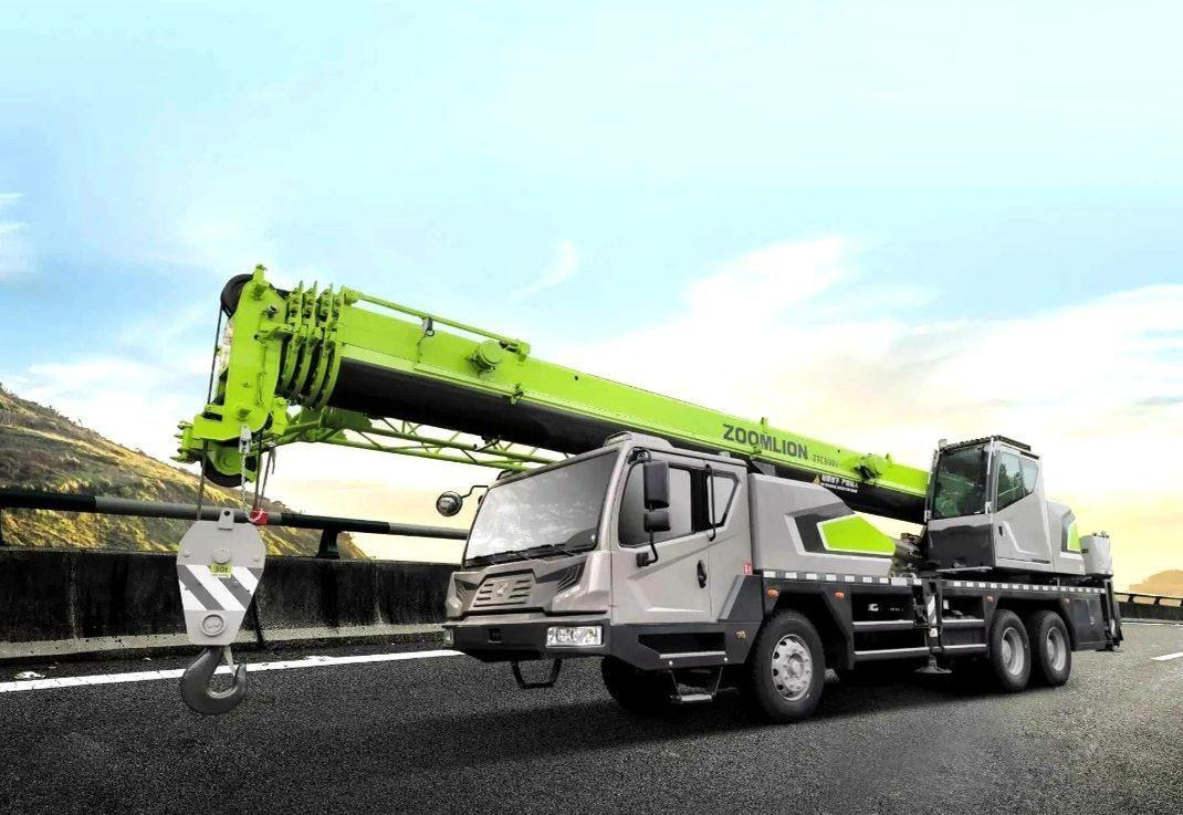 ZOOMLION ZTC300V-1 - Мобильный кран: фото 2 ZOOMLION ZTC300V-1 - Мобильный кран: фото 2