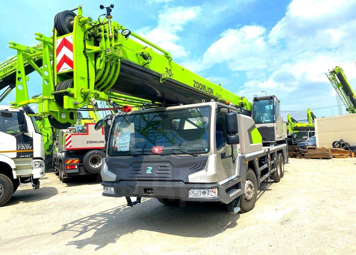 ZOOMLION ZTC300V - Мобильный кран: фото 5 ZOOMLION ZTC300V - Мобильный кран: фото 5