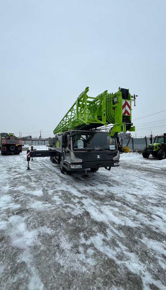 ZOOMLION ZTC300V - Мобильный кран: фото 2 ZOOMLION ZTC300V - Мобильный кран: фото 2