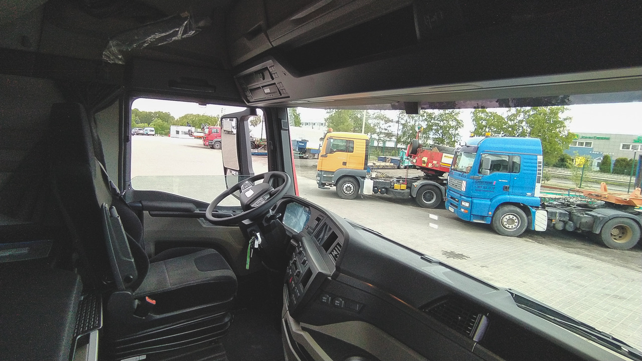 Новый Тягач MAN TGX 33.540 6x4: фото 10