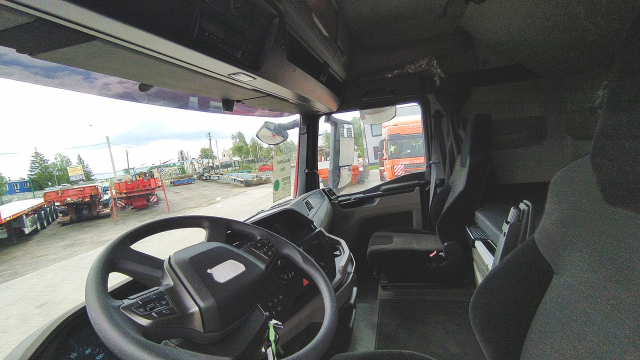Новый Тягач MAN TGX 33.540 6x4: фото 12
