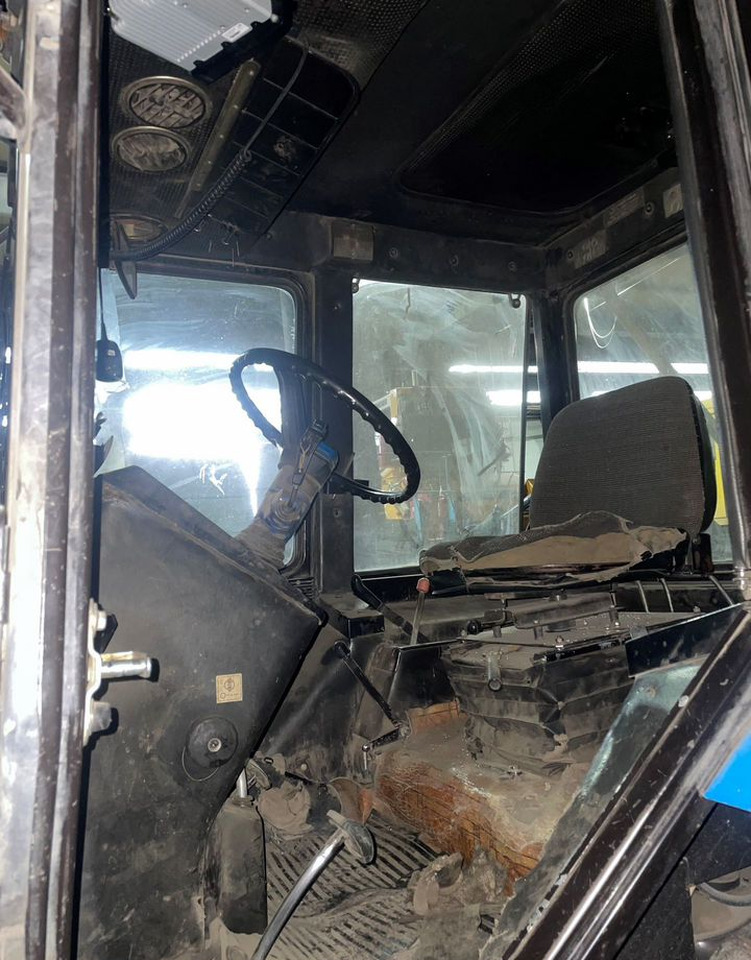 Бурильно-крановая машина бм-205В на мтз-82.1 - Буровая машина: фото 5 Бурильно-крановая машина бм-205В на мтз-82.1 - Буровая машина: фото 5