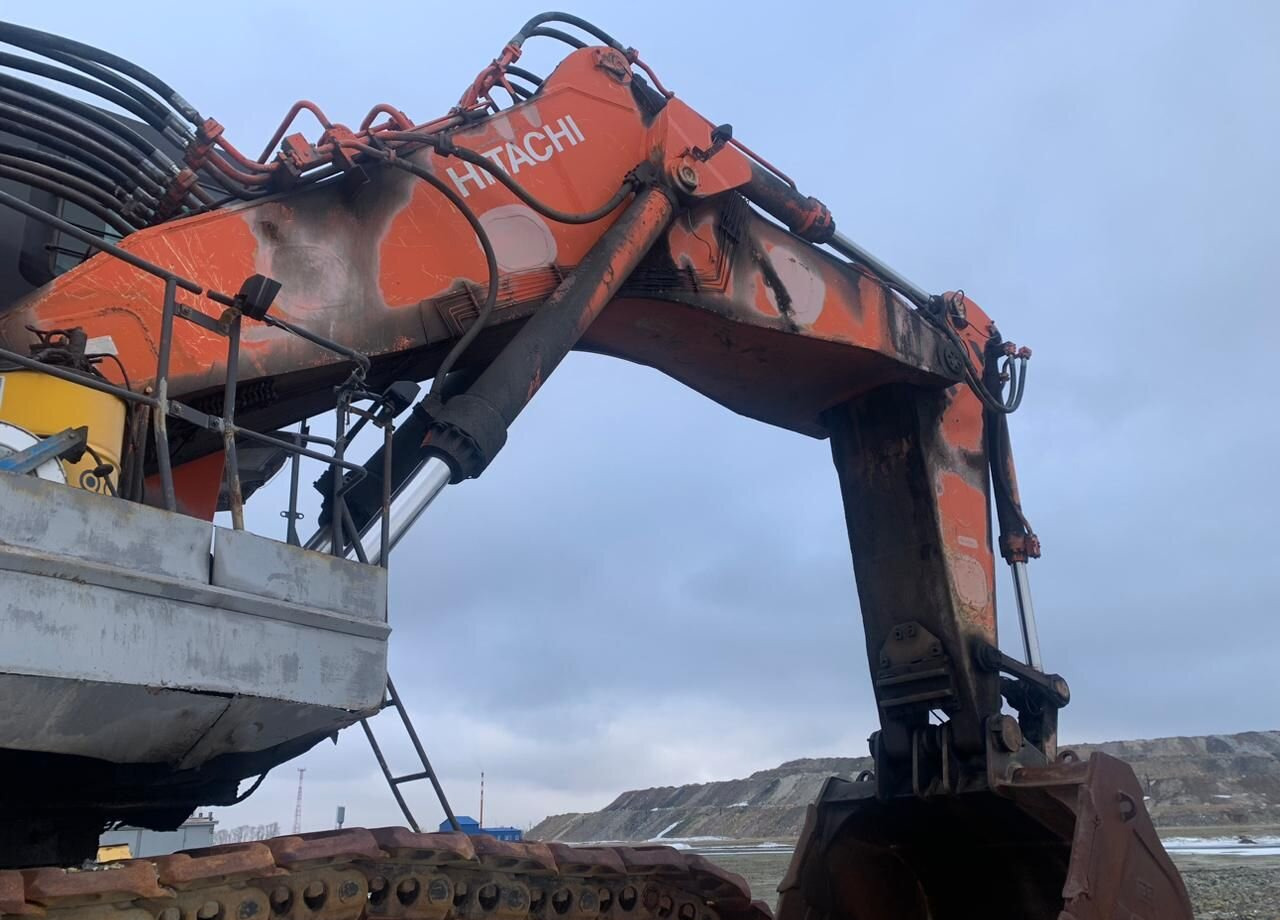 Гусеничный экскаватор Hitachi EX1900-6: фото 8