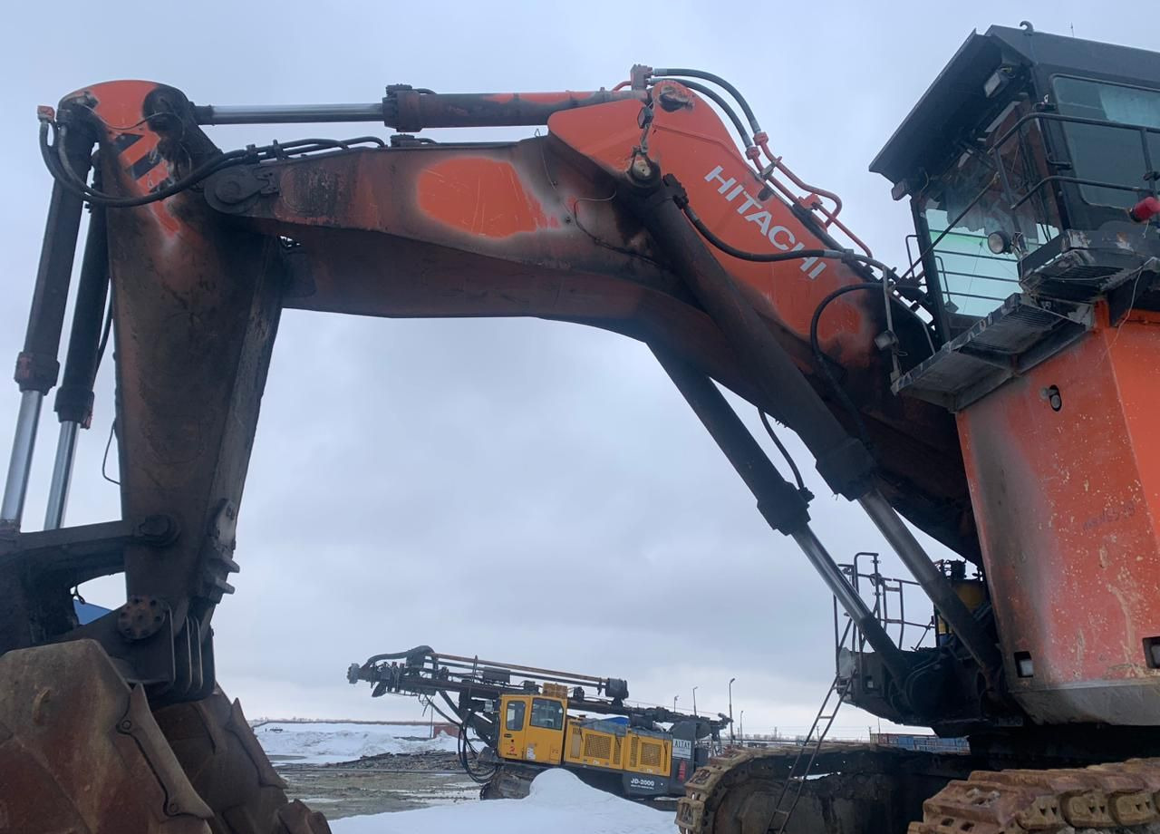 Гусеничный экскаватор Hitachi EX1900-6: фото 9
