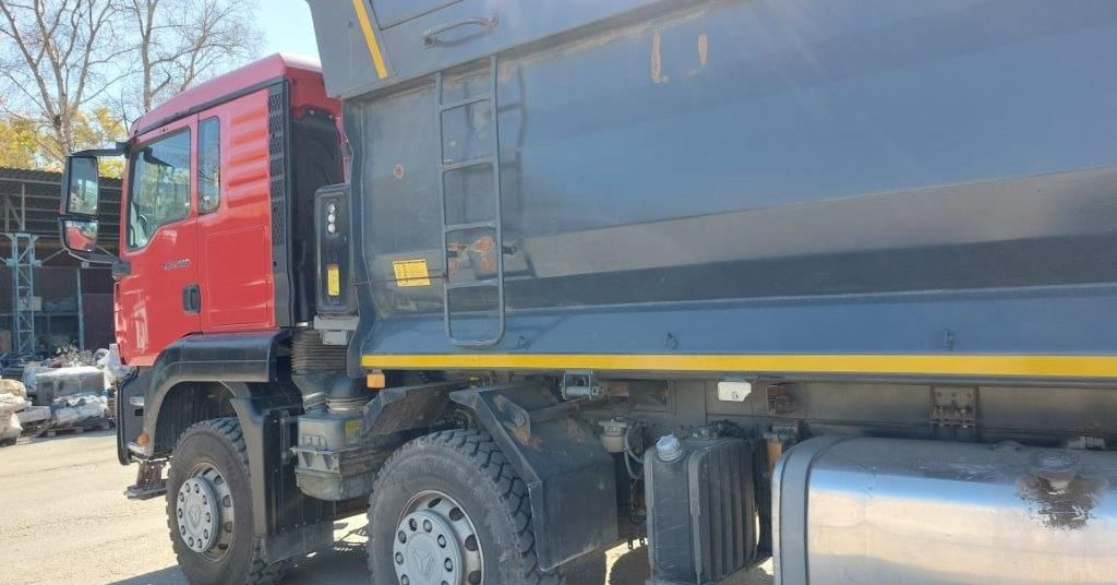 Самосвал Howo T5G 8x4: фото 13