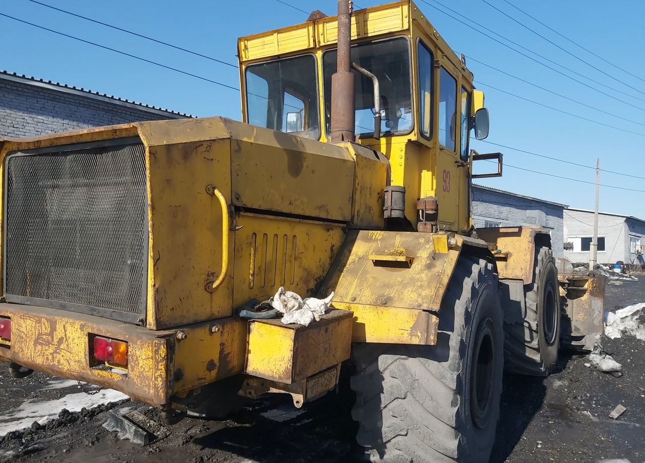 Кировец К-703МА - Трактор: фото 2 Кировец К-703МА - Трактор: фото 2