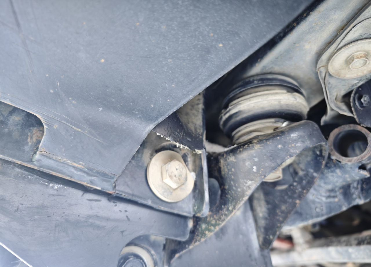 Легковой автомобиль Nissan Patrol 4.8 AT, 2006, битый, 999 999 км: фото 14