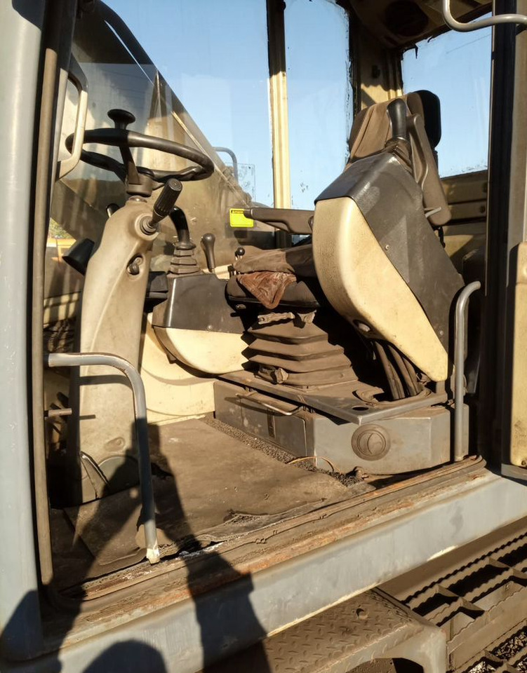 RM-Terex TVEX 180W - Колёсный экскаватор: фото 5 RM-Terex TVEX 180W - Колёсный экскаватор: фото 5