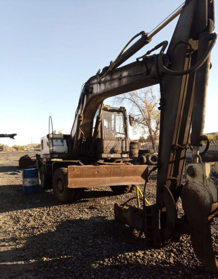 RM-Terex TVEX 180W - Колёсный экскаватор: фото 2 RM-Terex TVEX 180W - Колёсный экскаватор: фото 2