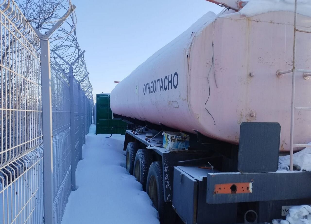 Tongya STY940DGJY - Полуприцеп-цистерна: фото 1 Tongya STY940DGJY - Полуприцеп-цистерна: фото 1