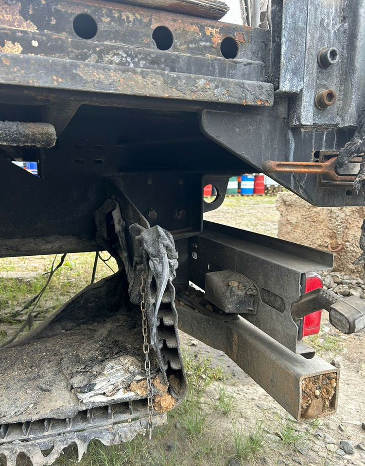 Тентованный полуприцеп Bonum 914296-04: фото 8