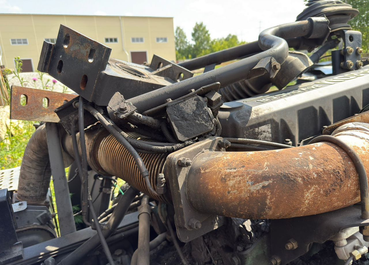 Самосвал FAW J6: фото 12 Самосвал FAW J6: фото 12