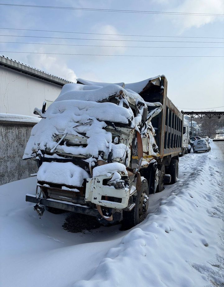 FAW J6 - Самосвал: фото 3 FAW J6 - Самосвал: фото 3