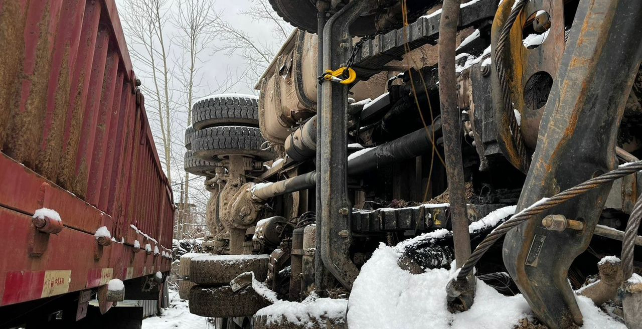 Самосвал FAW J6: фото 14