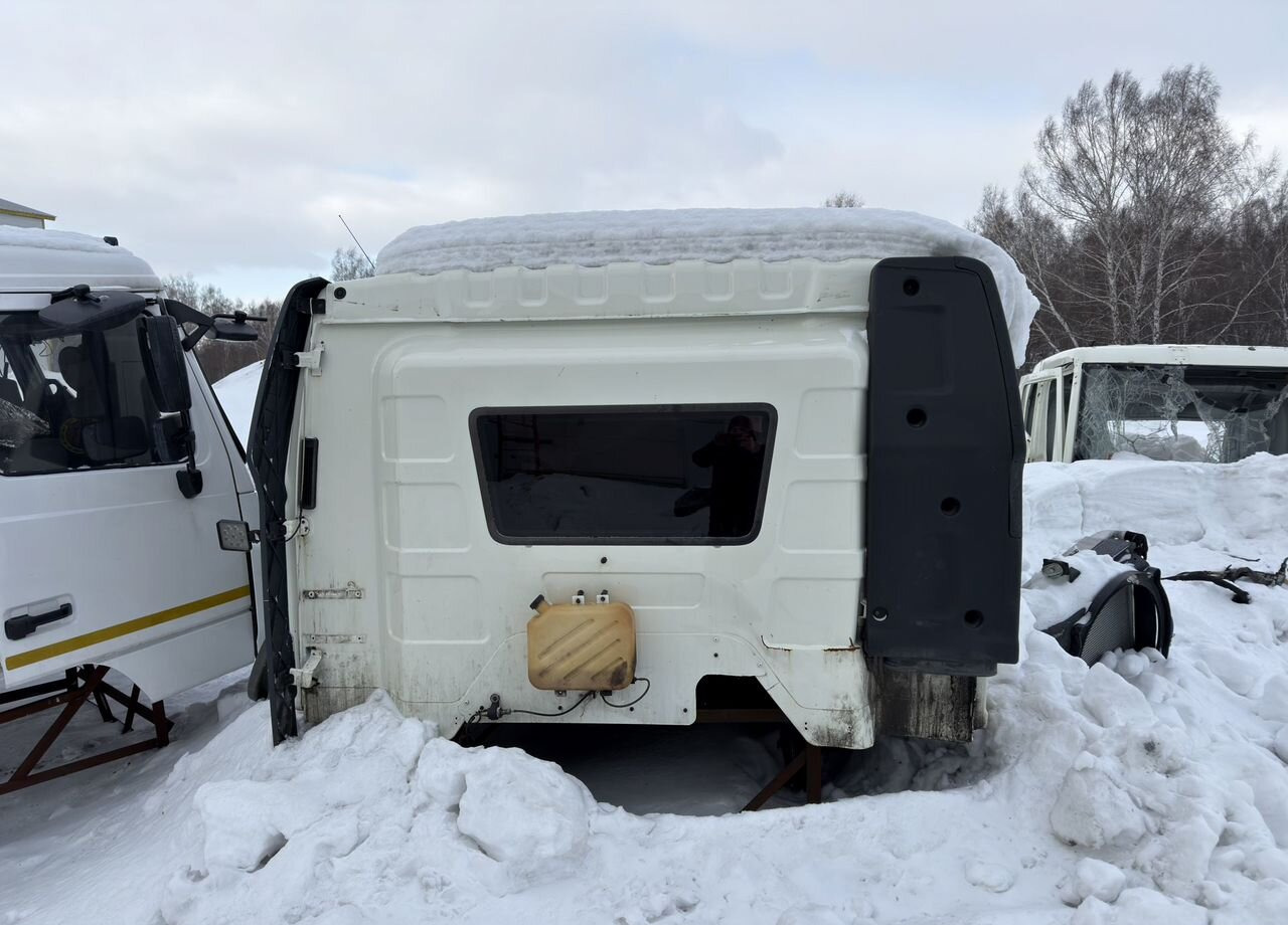 Самосвал FAW J6: фото 9