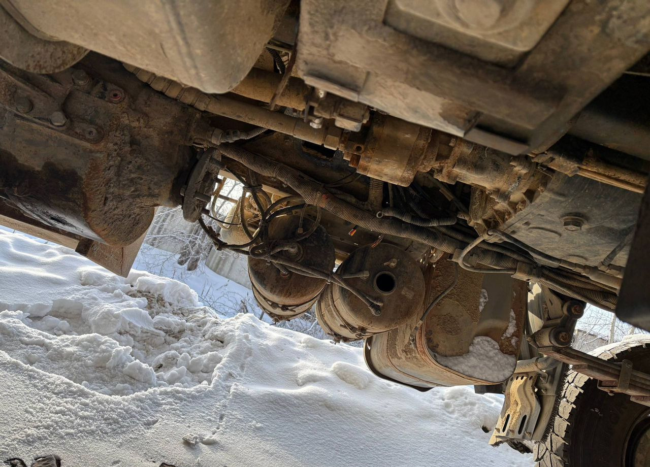 Самосвал FAW J6: фото 35