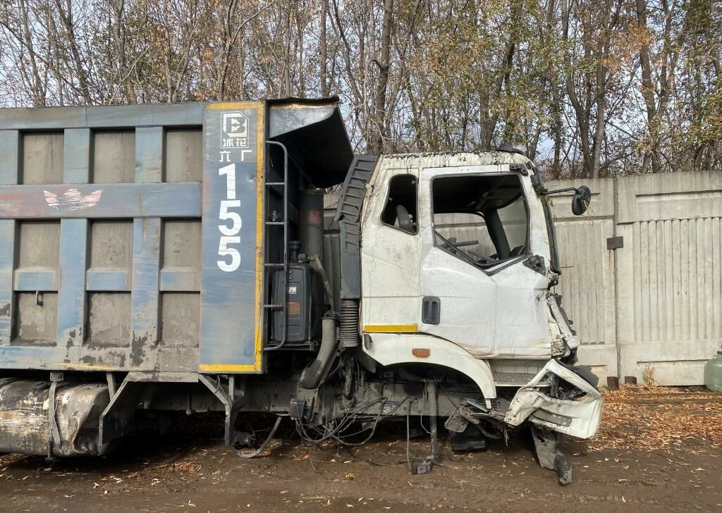 FAW J6 - Самосвал: фото 4 FAW J6 - Самосвал: фото 4