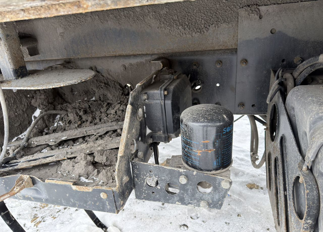 Самосвал FAW J6: фото 36