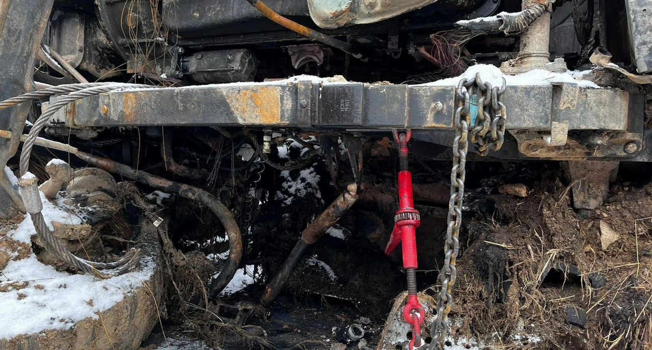 Самосвал FAW J6: фото 12