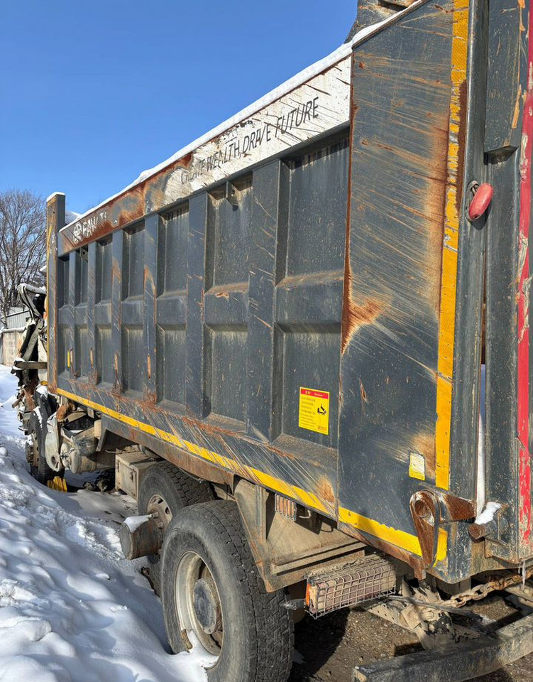 Самосвал FAW J6: фото 23