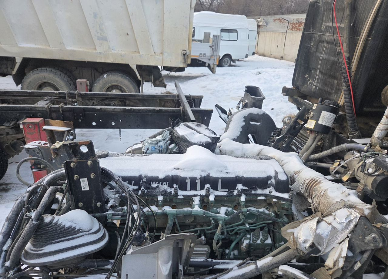 Самосвал FAW J6: фото 30 Самосвал FAW J6: фото 30