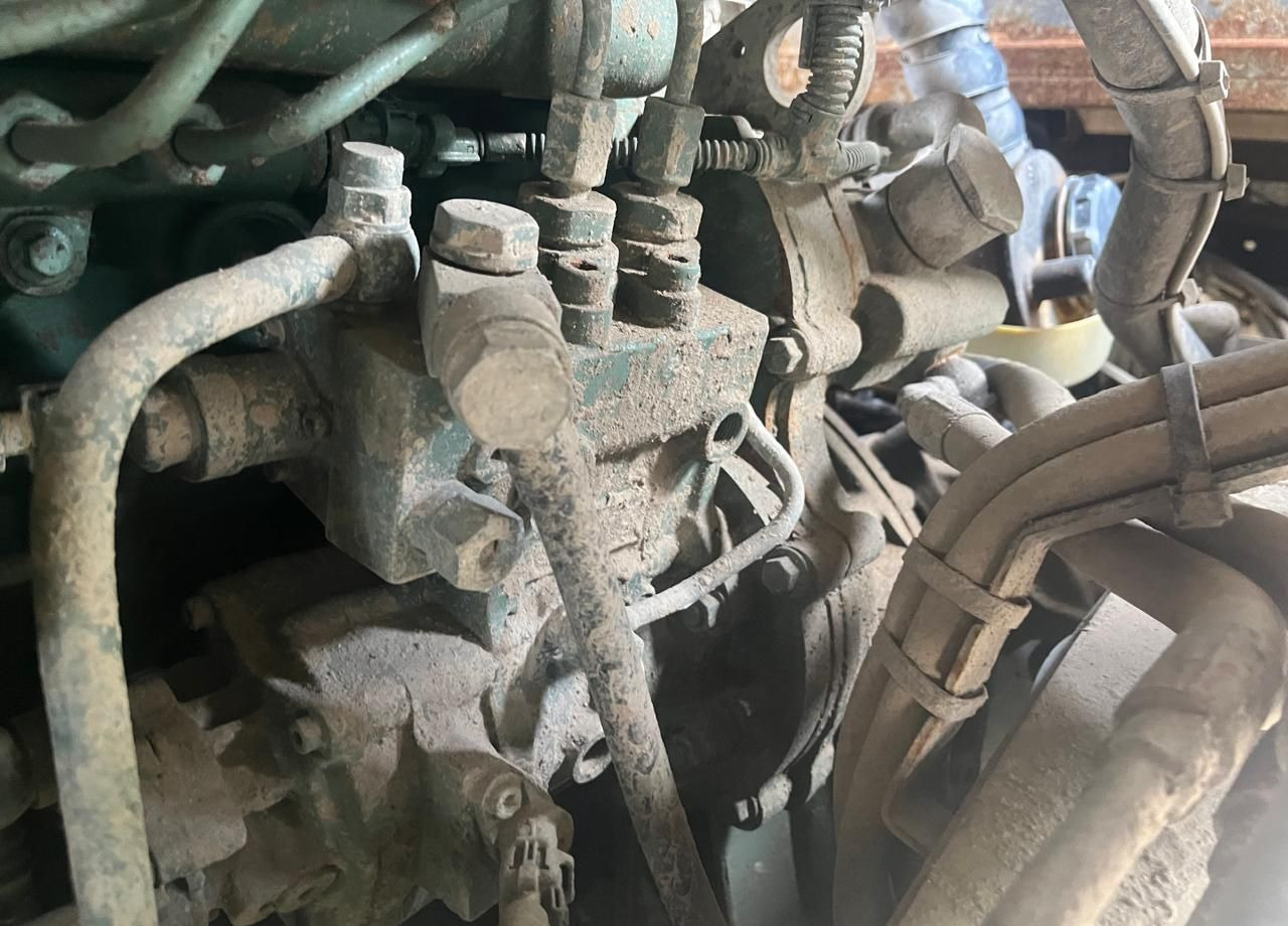 Самосвал FAW J6: фото 18 Самосвал FAW J6: фото 18