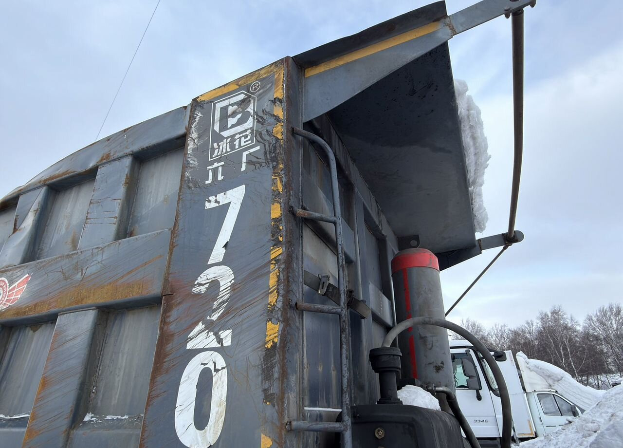 Самосвал FAW J6: фото 40