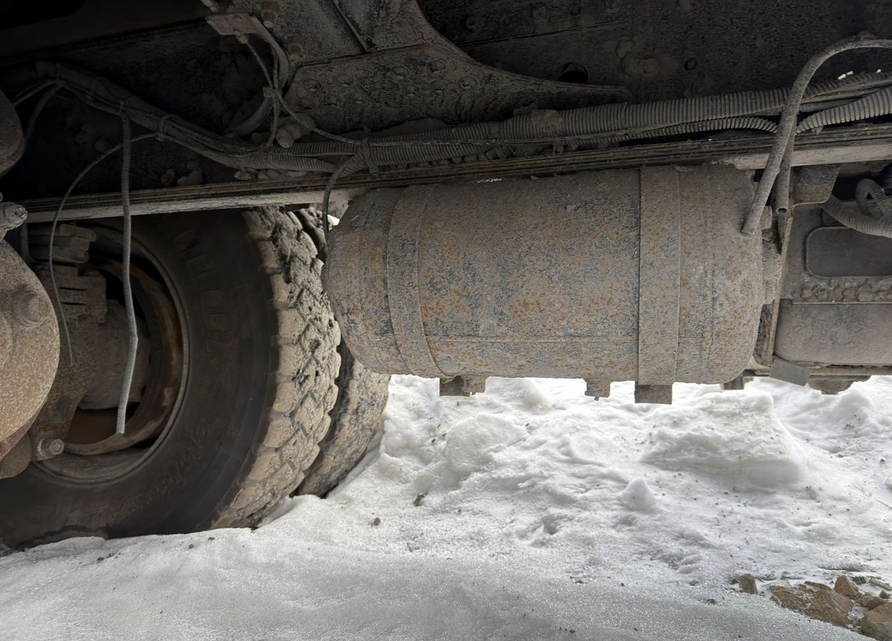 Самосвал FAW J6: фото 23