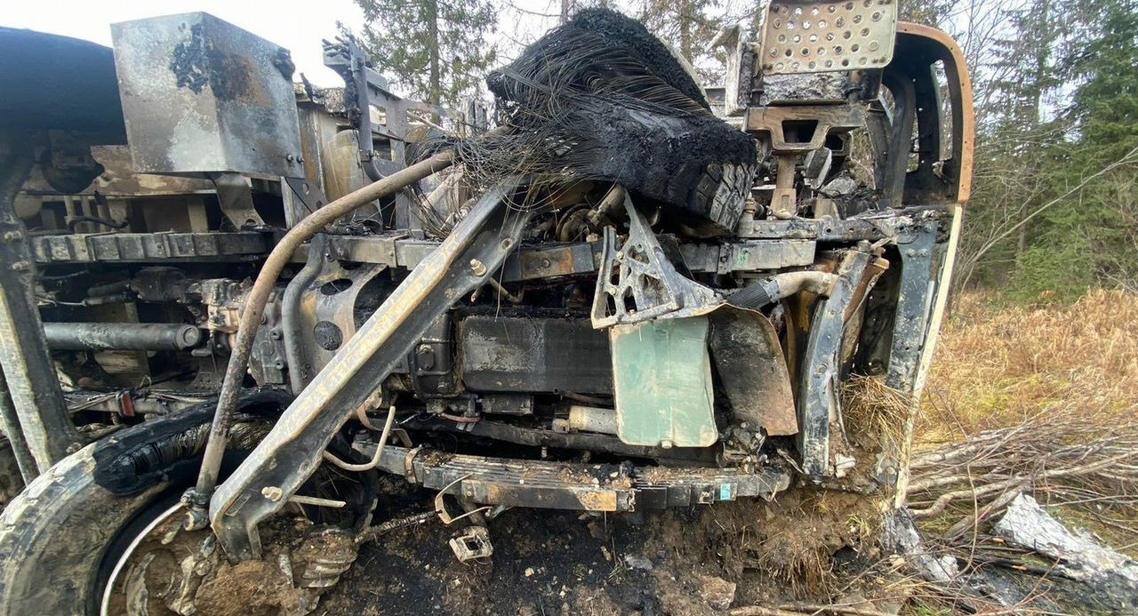 Самосвал FAW J6: фото 15