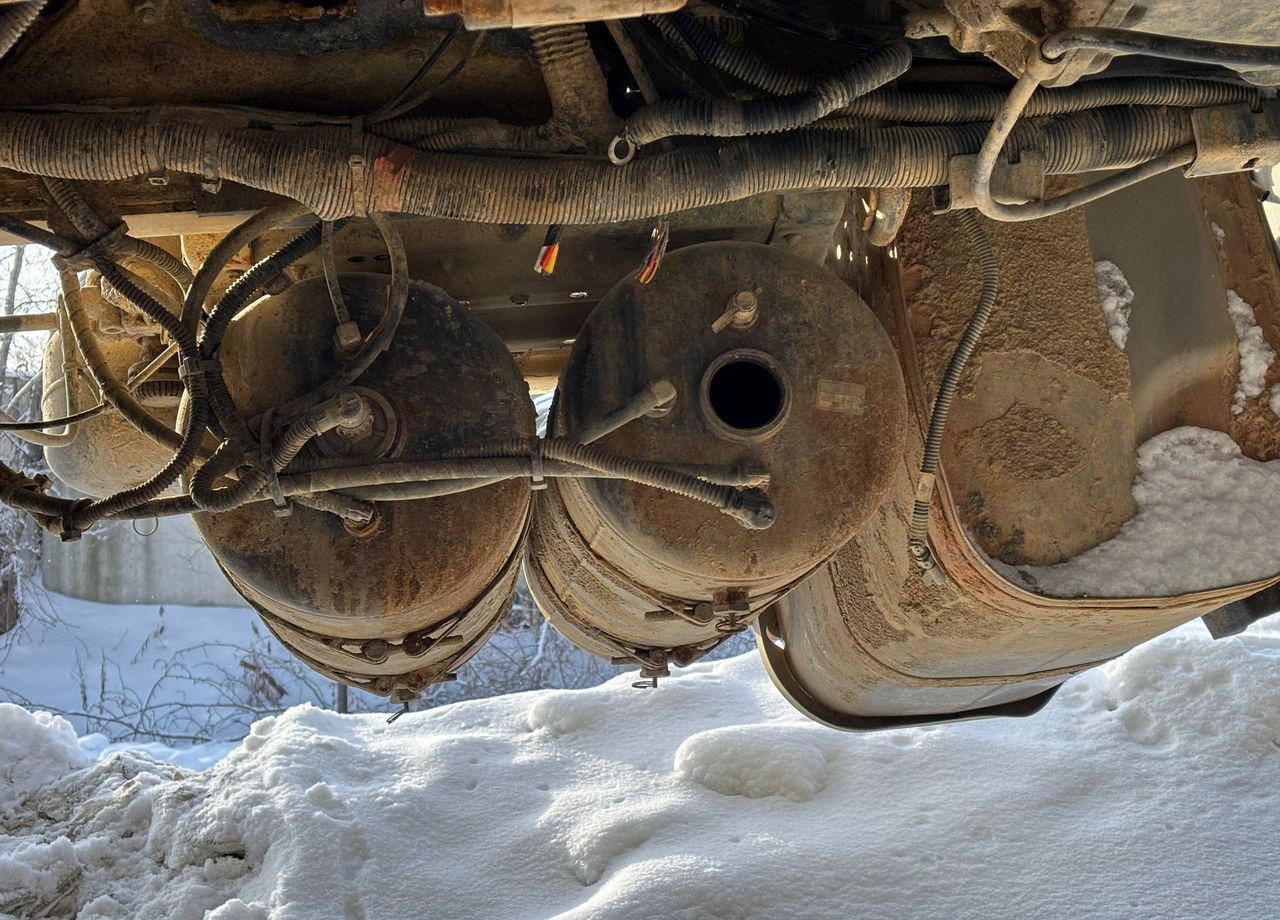 Самосвал FAW J6: фото 34