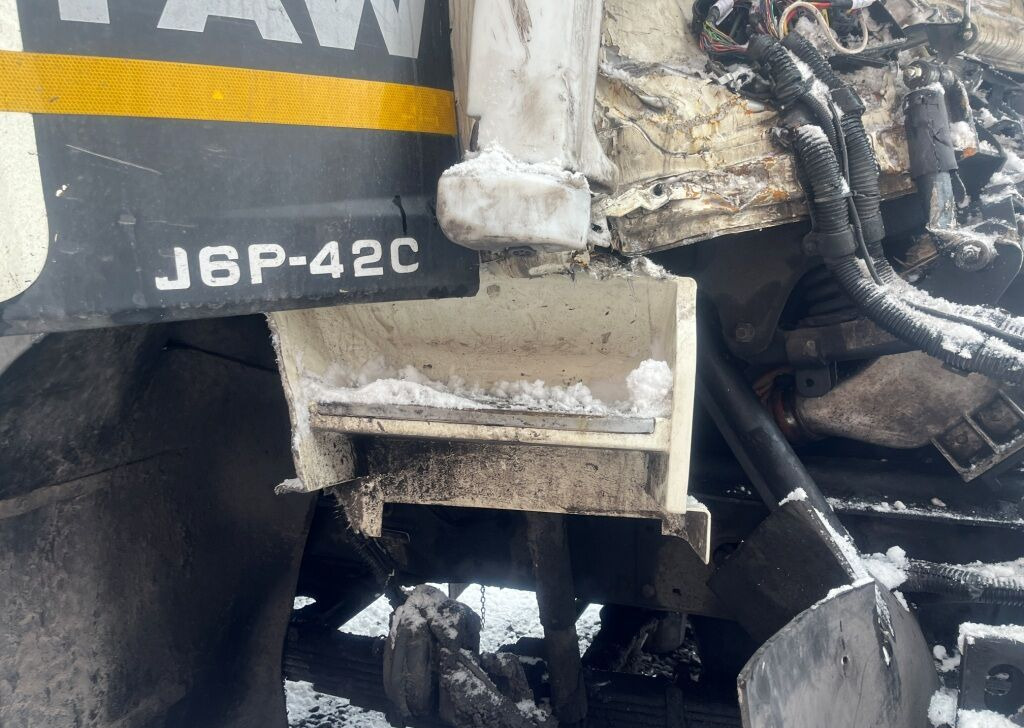 Самосвал FAW J6: фото 14