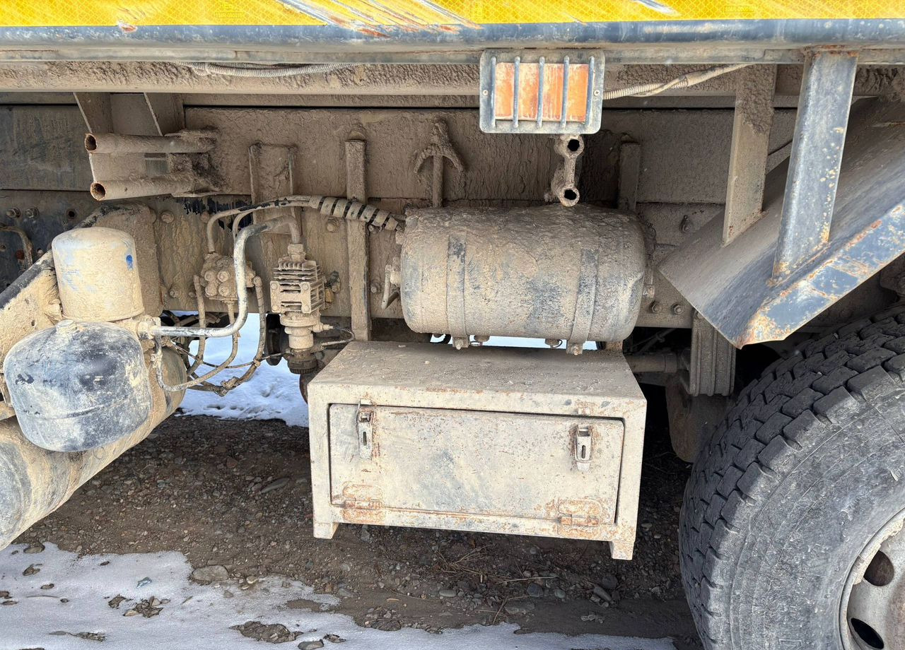 Самосвал FAW J6: фото 37