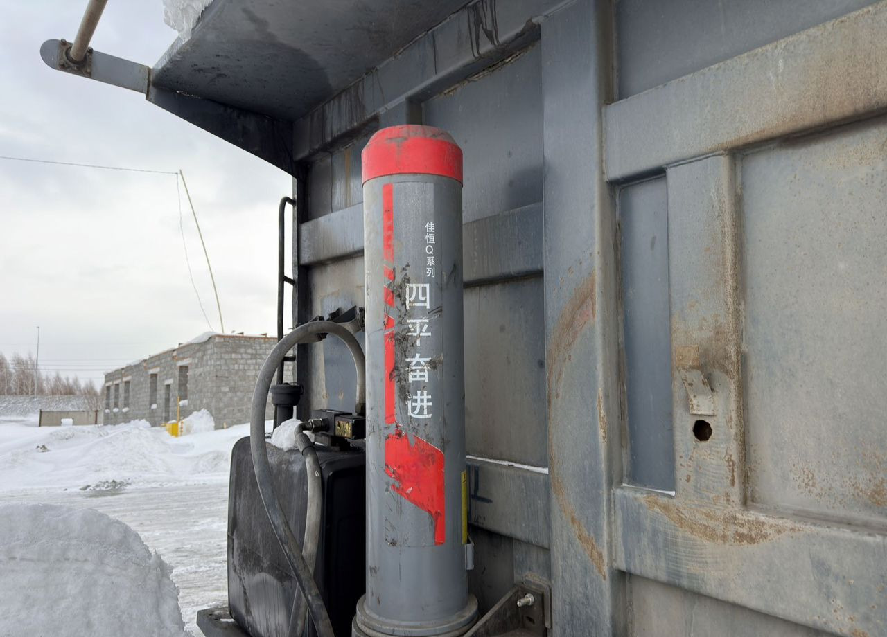 Самосвал FAW J6: фото 34