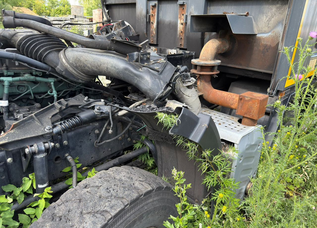 Самосвал FAW J6: фото 30 Самосвал FAW J6: фото 30