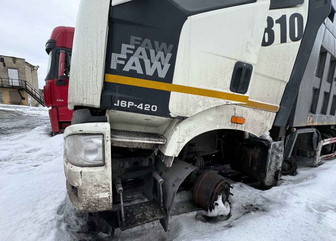 Самосвал FAW J6: фото 39