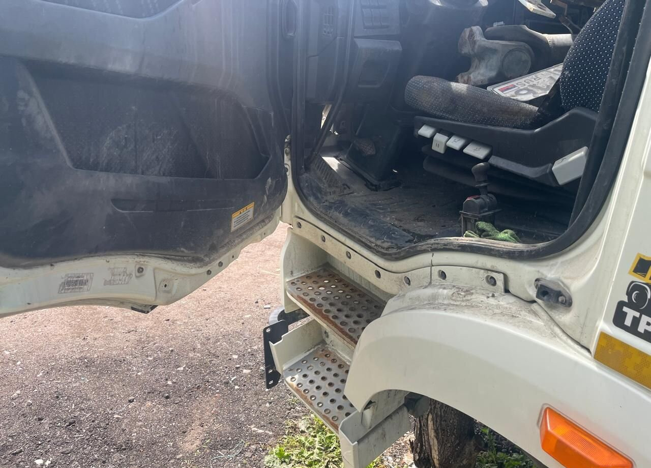 Самосвал FAW J6: фото 13 Самосвал FAW J6: фото 13