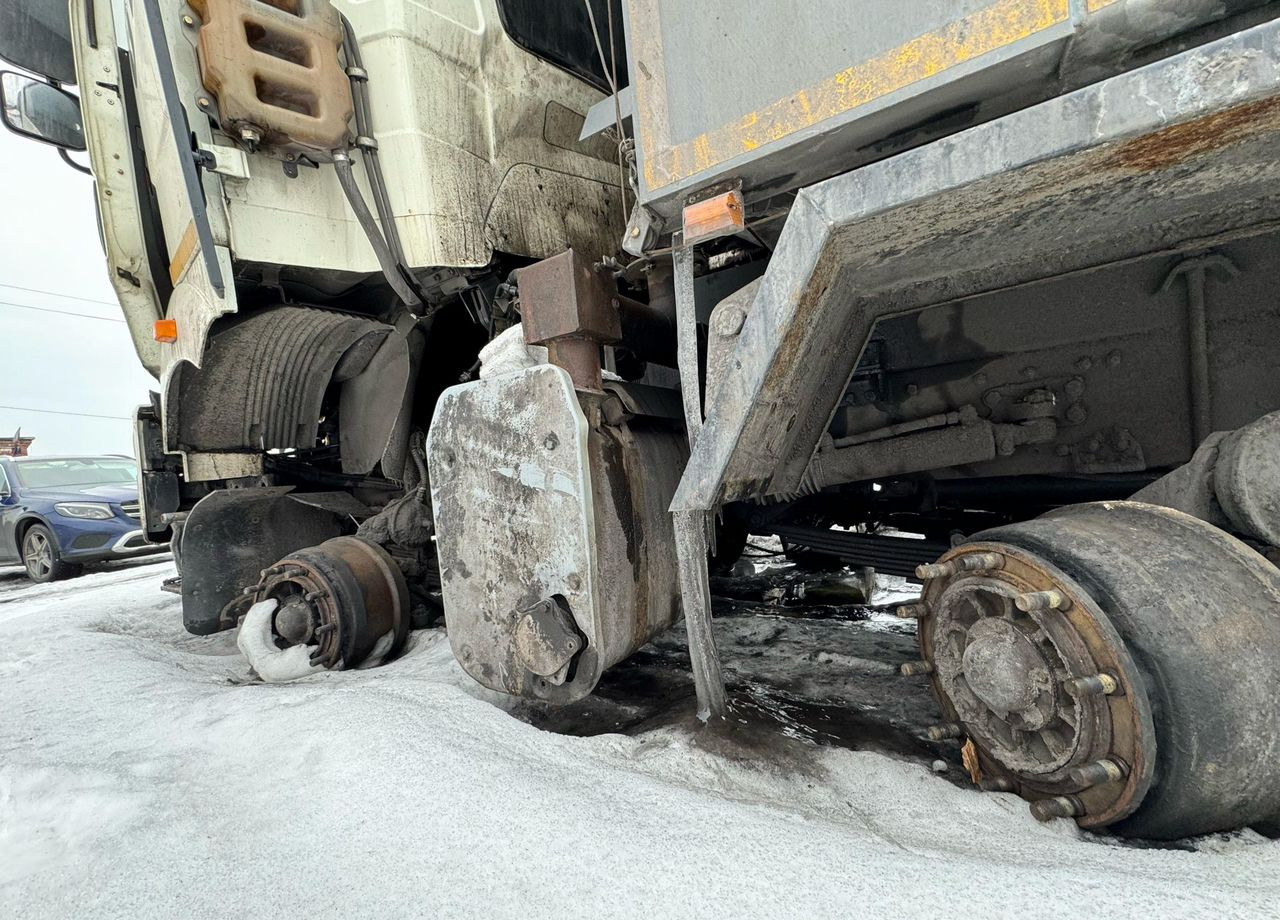 FAW J6 - Самосвал: фото 5 FAW J6 - Самосвал: фото 5