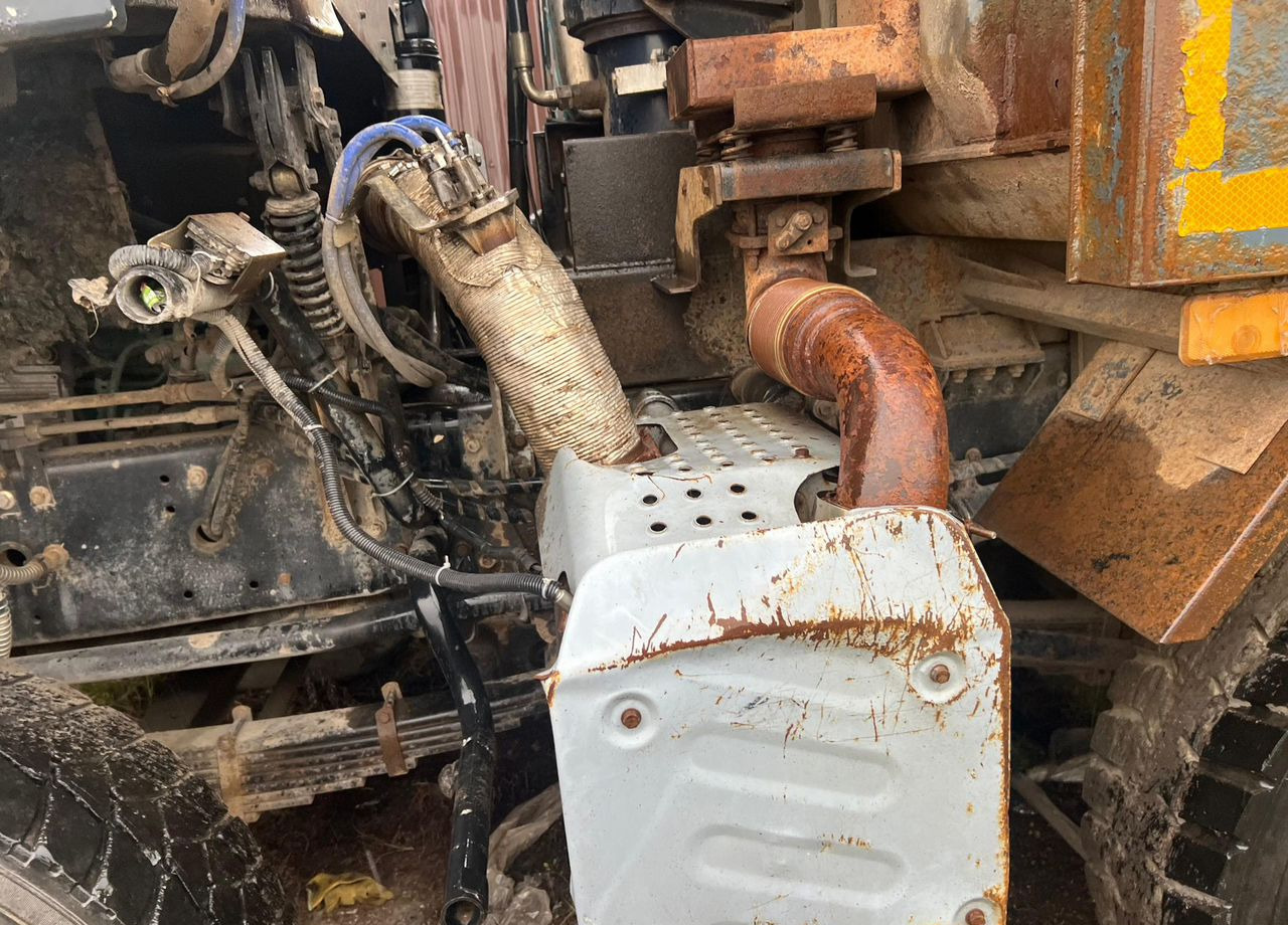 Самосвал FAW J6: фото 13