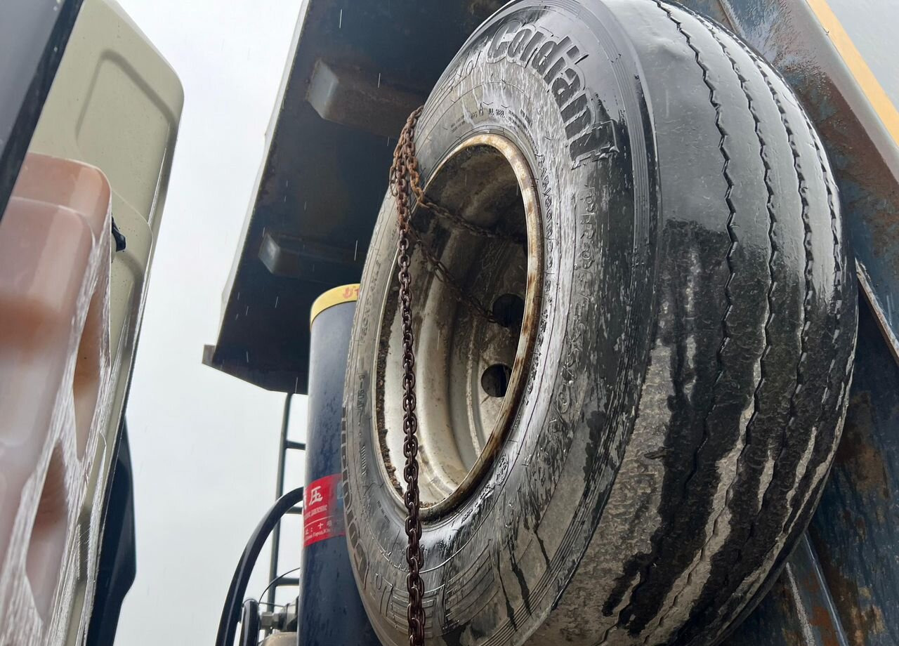 Самосвал FAW J6: фото 15