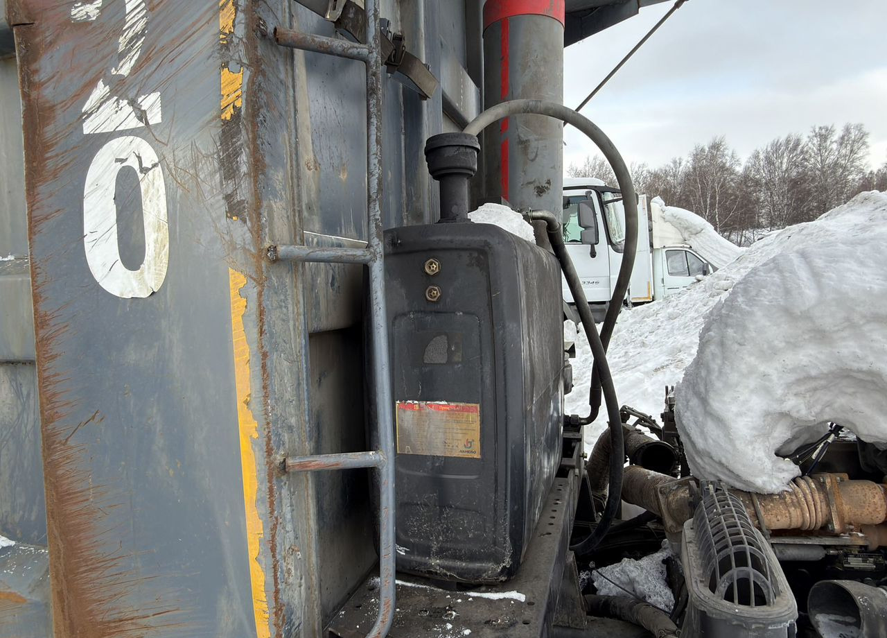 Самосвал FAW J6: фото 28