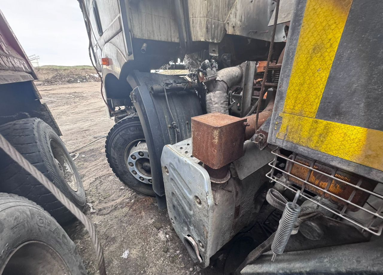 Самосвал FAW J6: фото 33